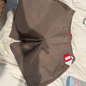 Spanx NWT 6” Twill Shorts Smoke Brown Sz Large FREE SHIPPING